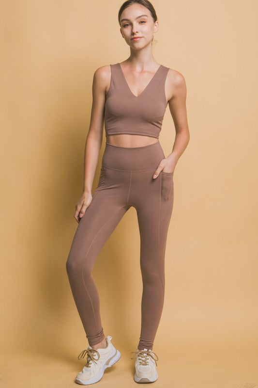 Love Tree High Waist Leggings with Side Pockets SETEPENRA .