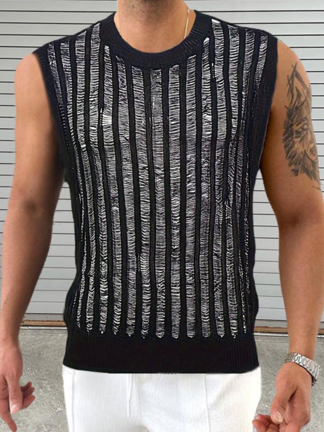 Men's Round Neck Hollow Out Sleeveless Top SETEPENRA .