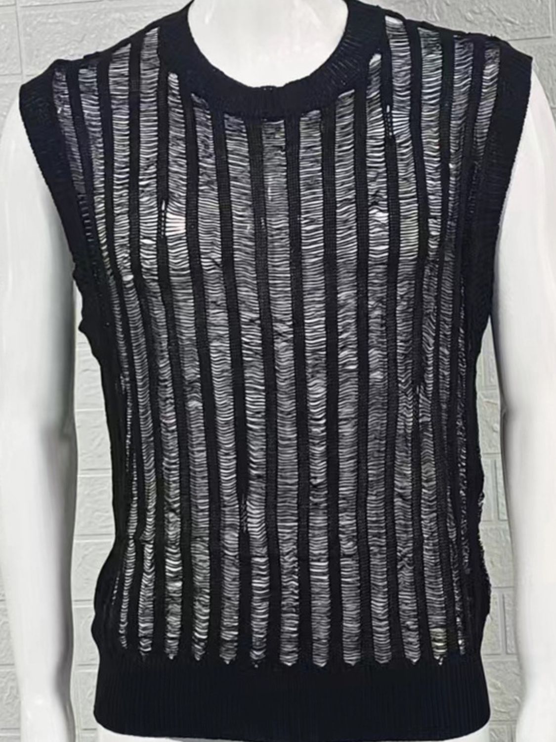 Men's Round Neck Hollow Out Sleeveless Top SETEPENRA .